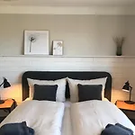 Alte Glaserei Travemuende Lejlighed *